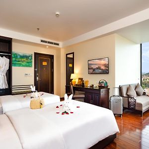 Premium Deluxe Room